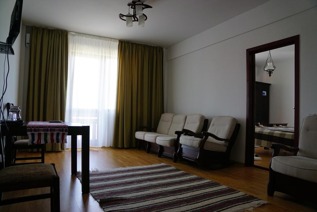 Pensiunea Casa Bunicului Mociu Extérieur photo